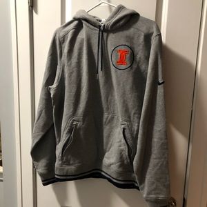 Illini hoodie in perfect condition.